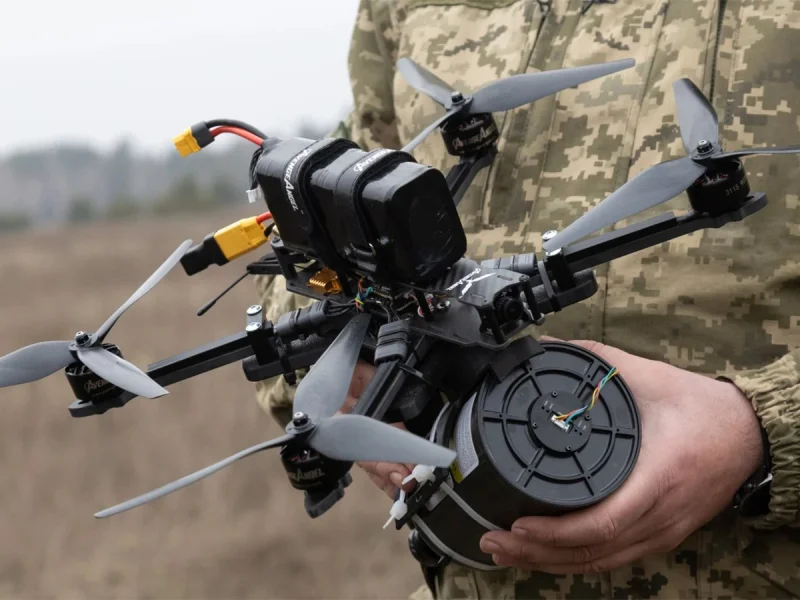 Для чого потрібен FPV-дрон і який принцип його роботи?