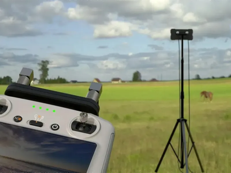 Антени для дронів: типи, відмінності та сфери використання