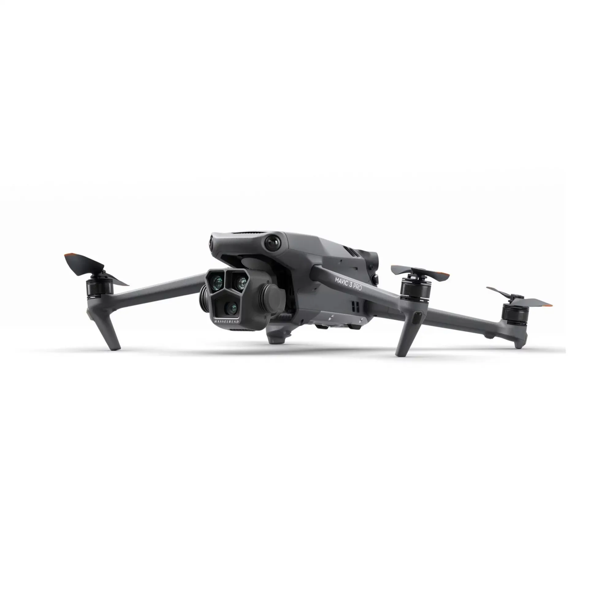 Квадрокоптер DJI Mavic 3 Pro Fly More Combo
