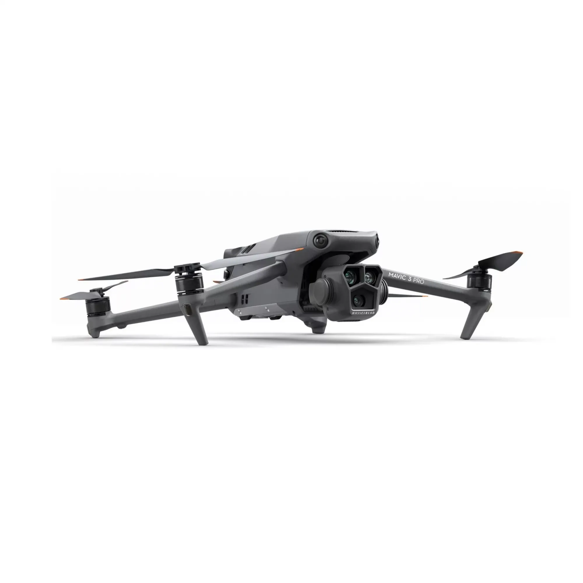 Квадрокоптер DJI Mavic 3 Pro Fly More Combo