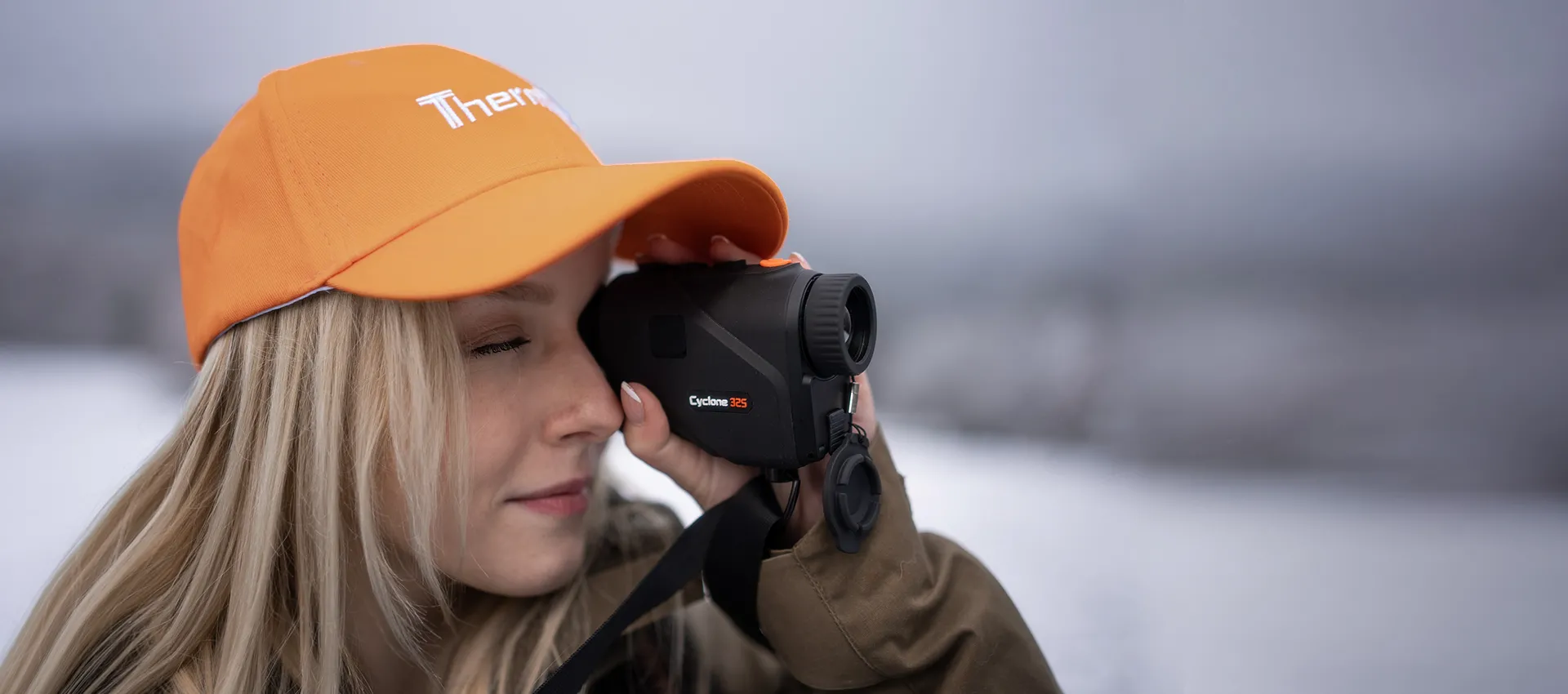 Тепловізор ThermEye Cyclone 325 