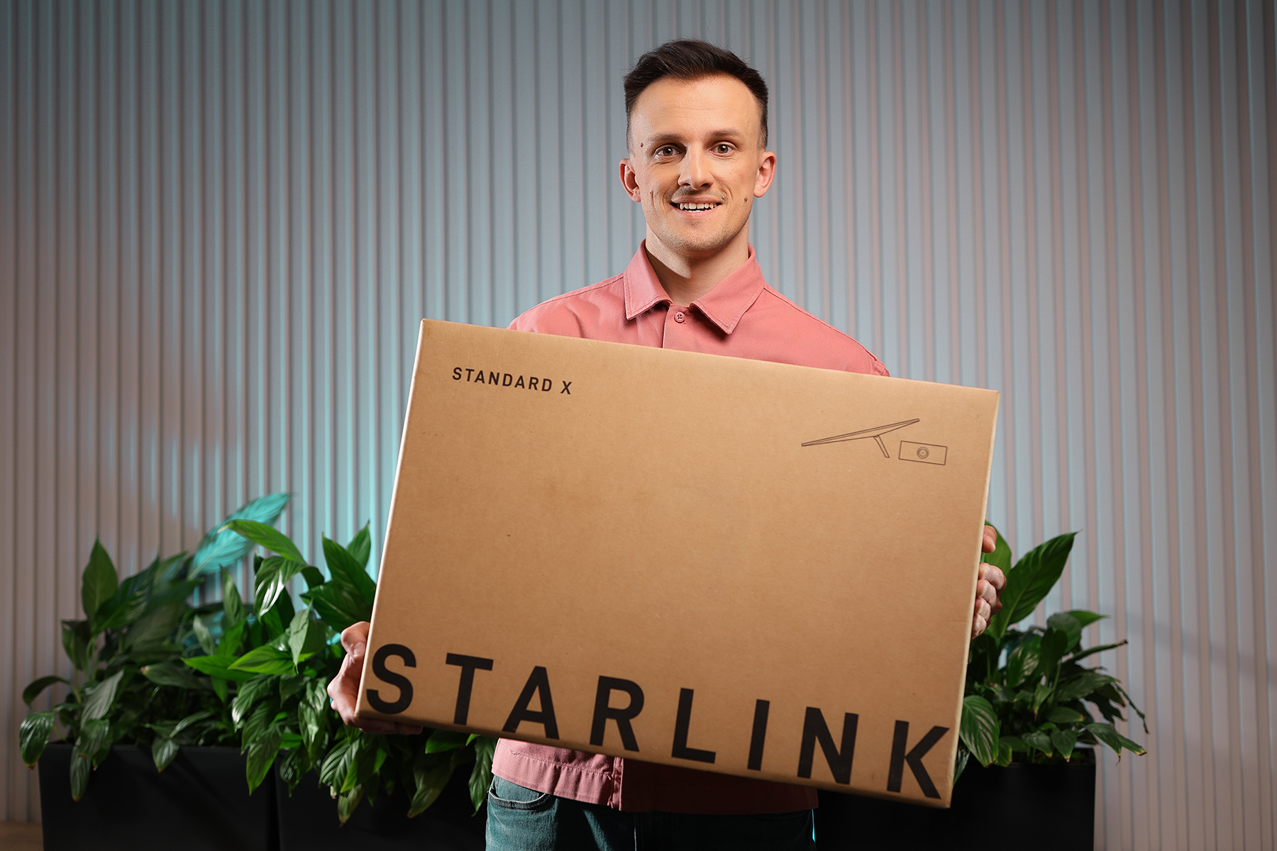 Супутниковий модем Starlink Standard 4 X
